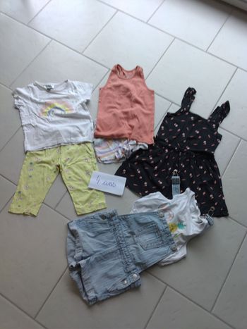 Lot de vêtements fille 4 ans 