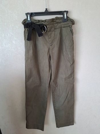 Joli pantalon fluide kaki taille 9/10 ans