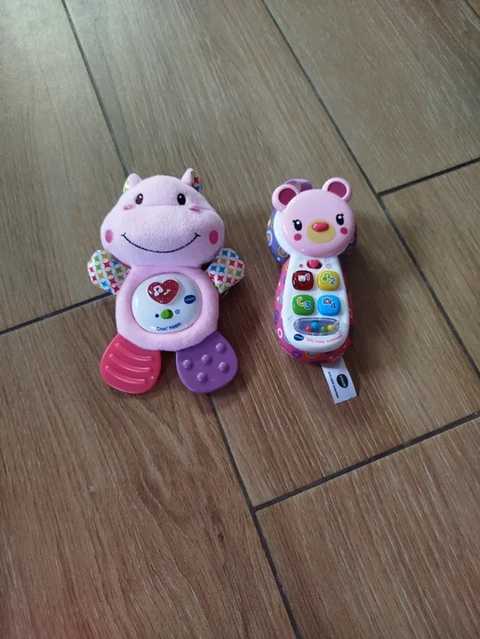 Croc hippo + téléphone