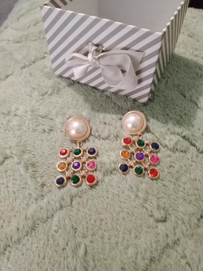 Paire de boucles d'oreilles