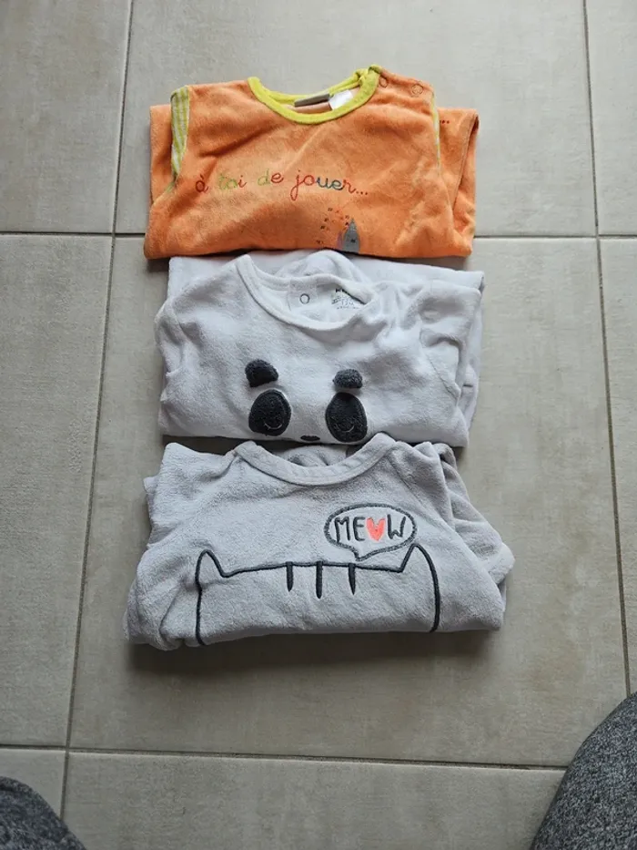 Pyjamas 12 mois