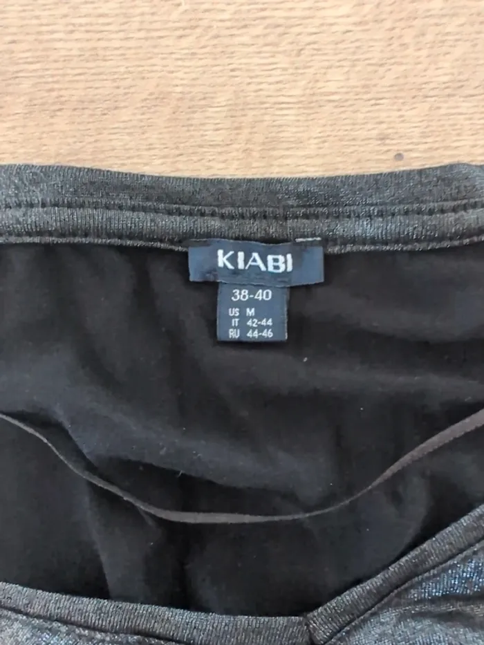 Haut Kiabi noir Taille 38 - photo numéro 5