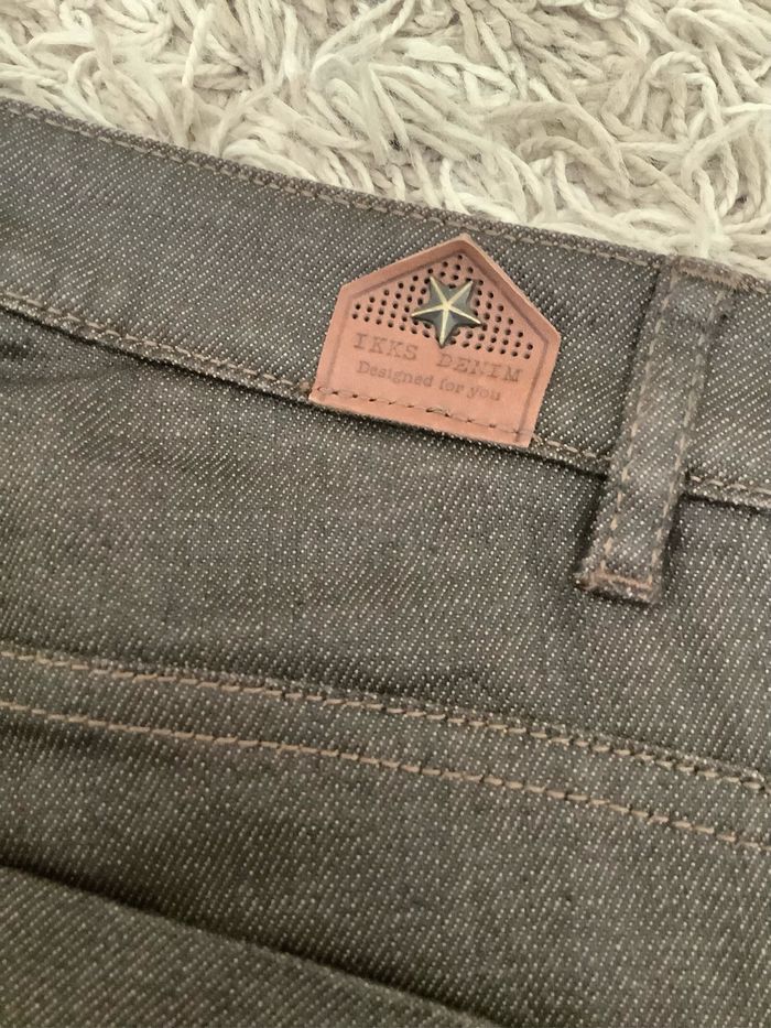 Jeans IKKS en état neuf - photo numéro 3