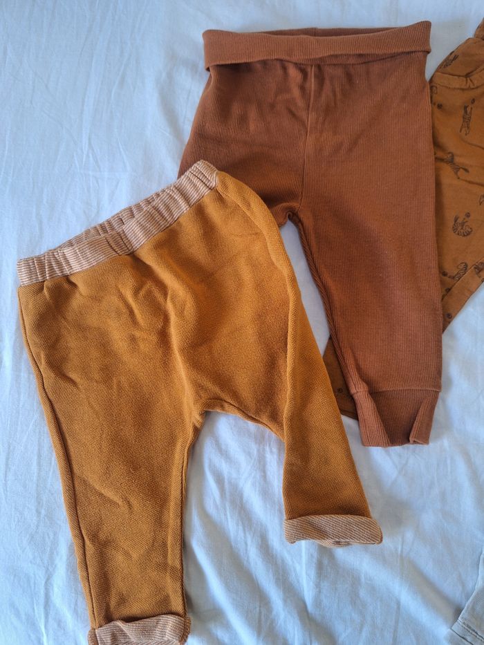 Lot de 4 pantalons 9 mois - photo numéro 4