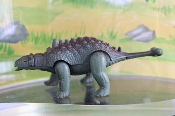 Figurine ankylosaure