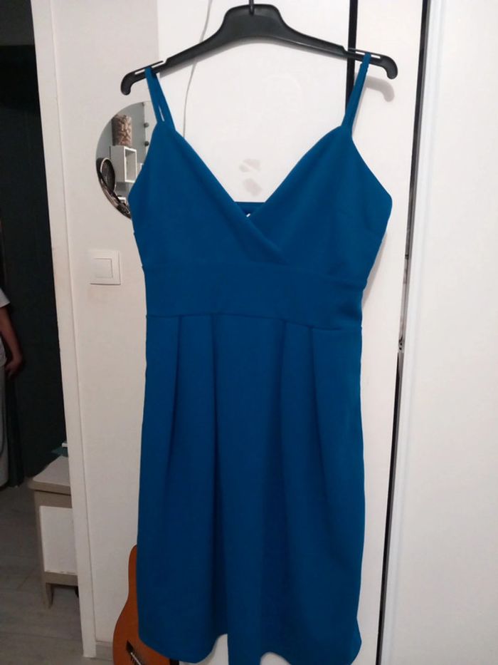 Robe bleu pétrole