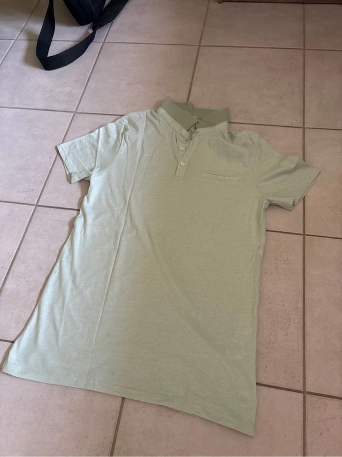 Polo taille M - photo numéro 2