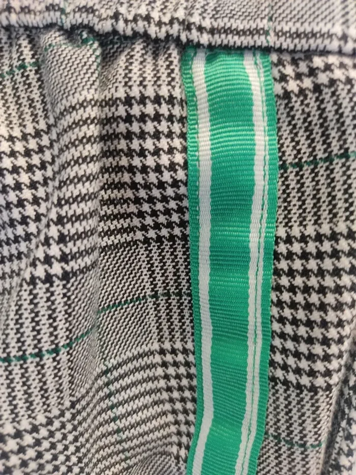 Pantalon Vero Moda XS tartan avec bandes turquoises sur le côté - ceinture élastique - photo numéro 10
