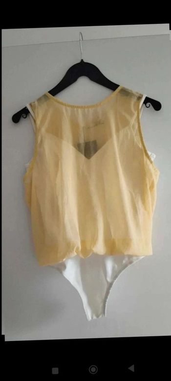Body blouse taille s  blanc et  jaune  voile