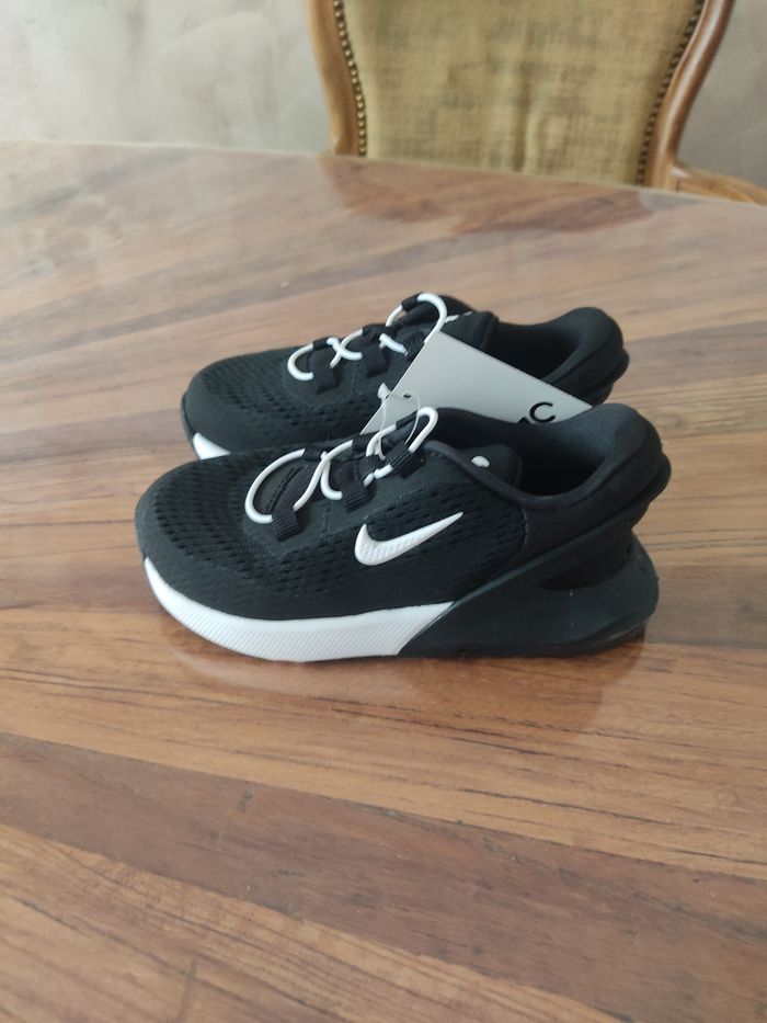 Baskets Nike air max 270 go T 26 - photo numéro 2
