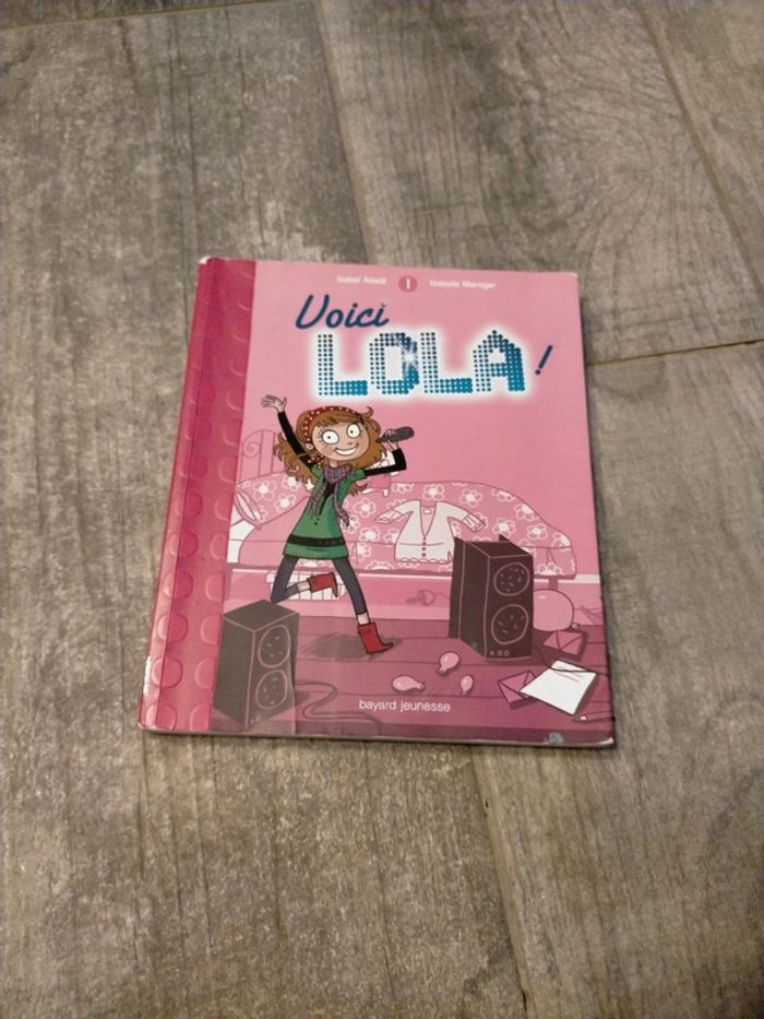 Livre de la collection Lola tome N°1