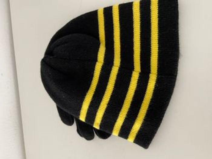 Ensemble Bonnet + Gants Bob l'Éponge (NEUF, Officiel Nickelodeon) - photo numéro 2