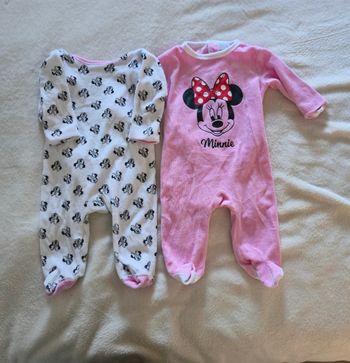 Lot de pyjamas/dors bien Disney