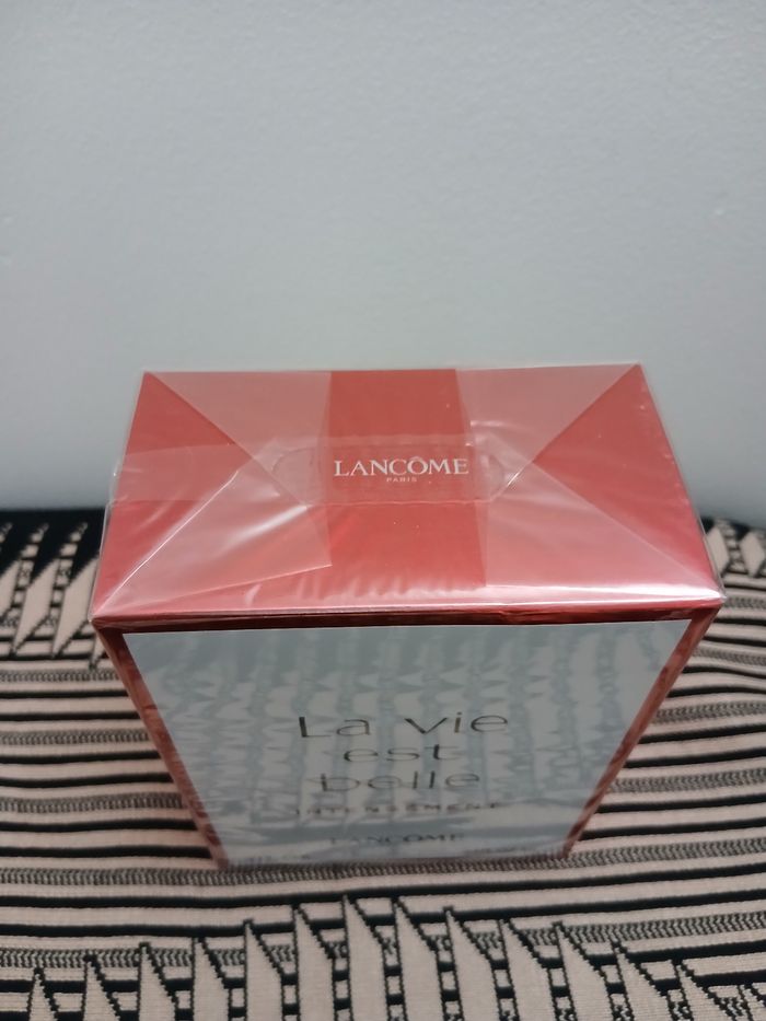 La vie est belle - photo numéro 3