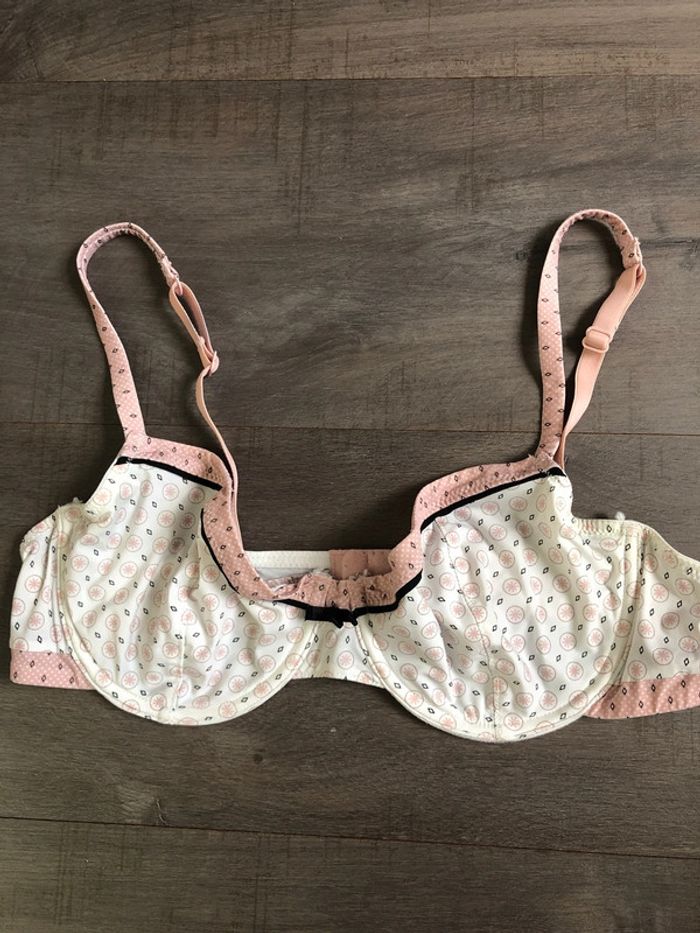Soutien gorge Etam taille 90C crème et rose
