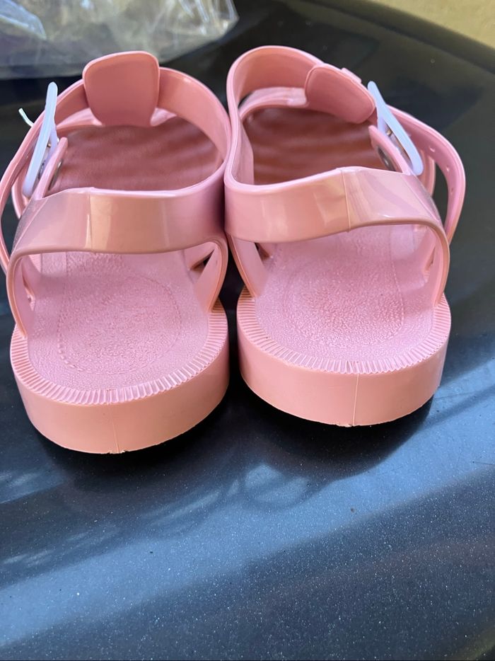 Chaussures d’eau Méduse taille 30 neuves - photo numéro 3