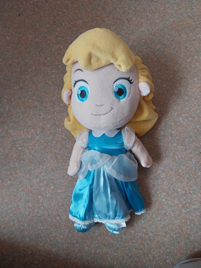 Peluche cendrillon