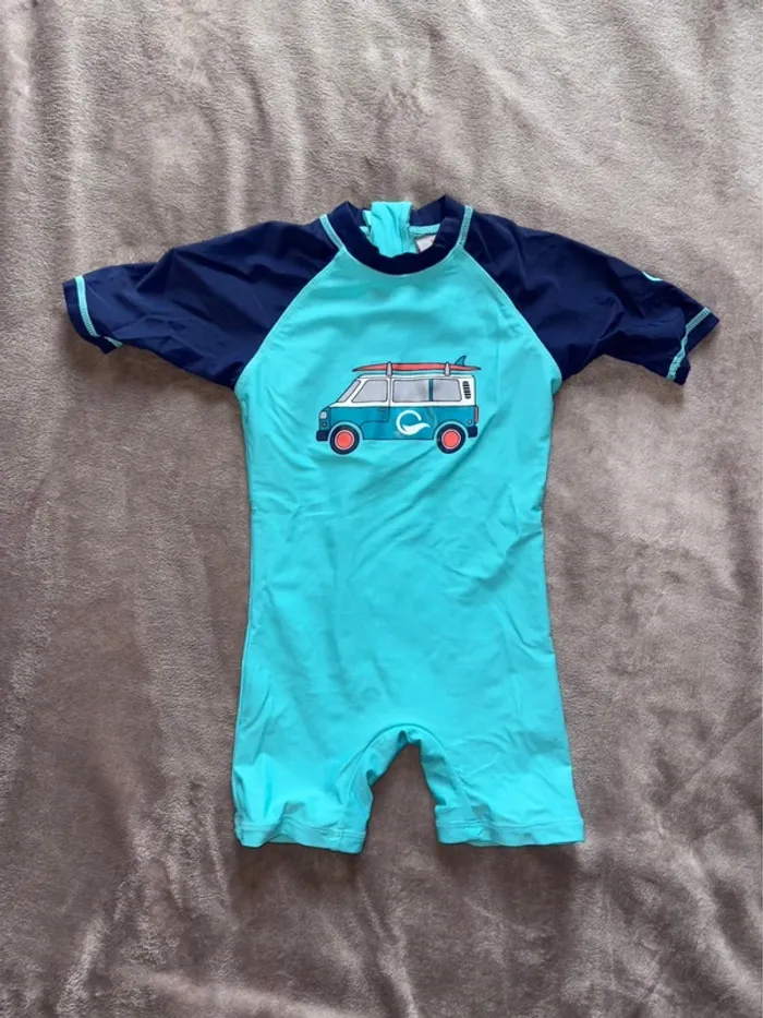 Combinaison maillot de bain Up 2 Glide enfant taille 2 ans bleu en très bon état.