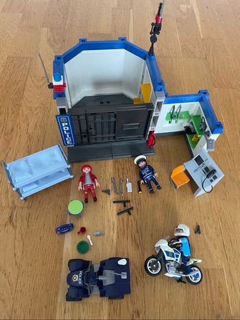 Playmobil commissariat police