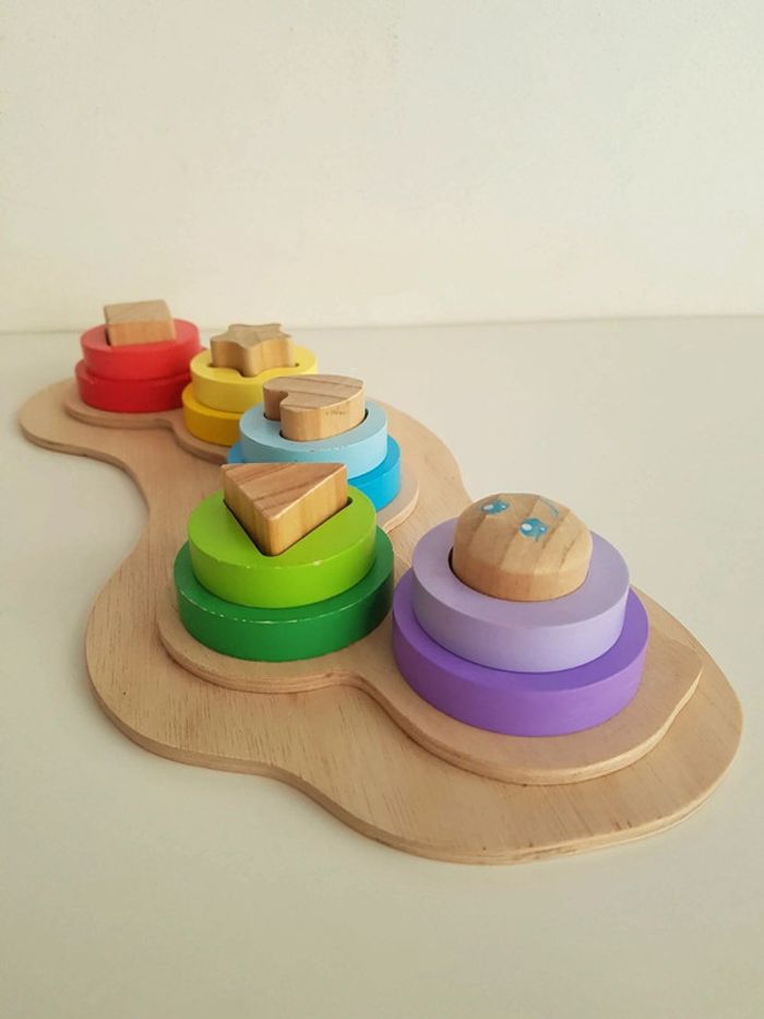 Puzzle en bois à emboîtement chenille des formes et couleurs - photo numéro 4