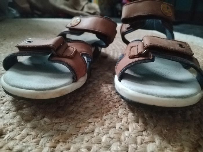 Sandalettes marron creeks super état a scratch taille 34 - photo numéro 5