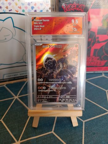 Tauros de Paldea 084 / Nucleos 075