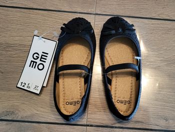 Ballerine neuve taille 27