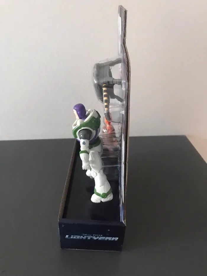 Figurine buzz l’éclair équipé pour la mission mattel neuf - photo numéro 5
