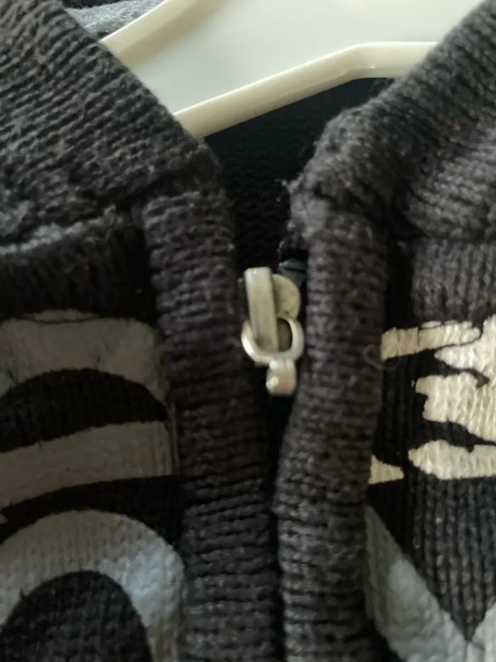 Gilet à capuche garçon 8 ans - photo numéro 2