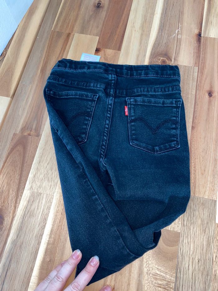 Jeans Lévis 8 ans - photo numéro 2