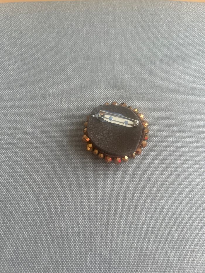 Broche - photo numéro 2