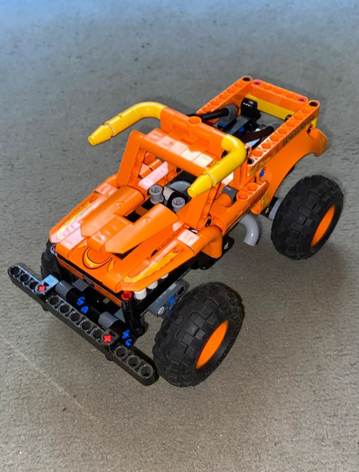 Lego Technic 42135