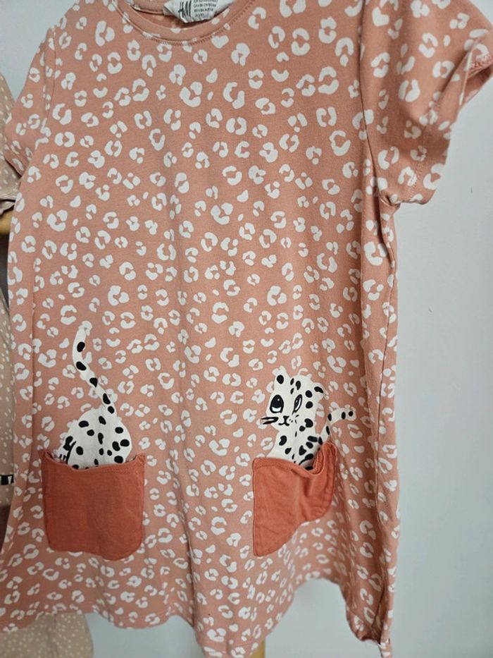 Lot de 2 robes chat zèbre H&M 8 ans - photo numéro 5