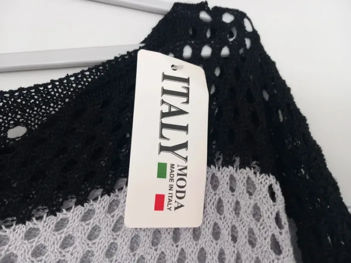 Jolie blouse neuve Italy Moda - photo numéro 7