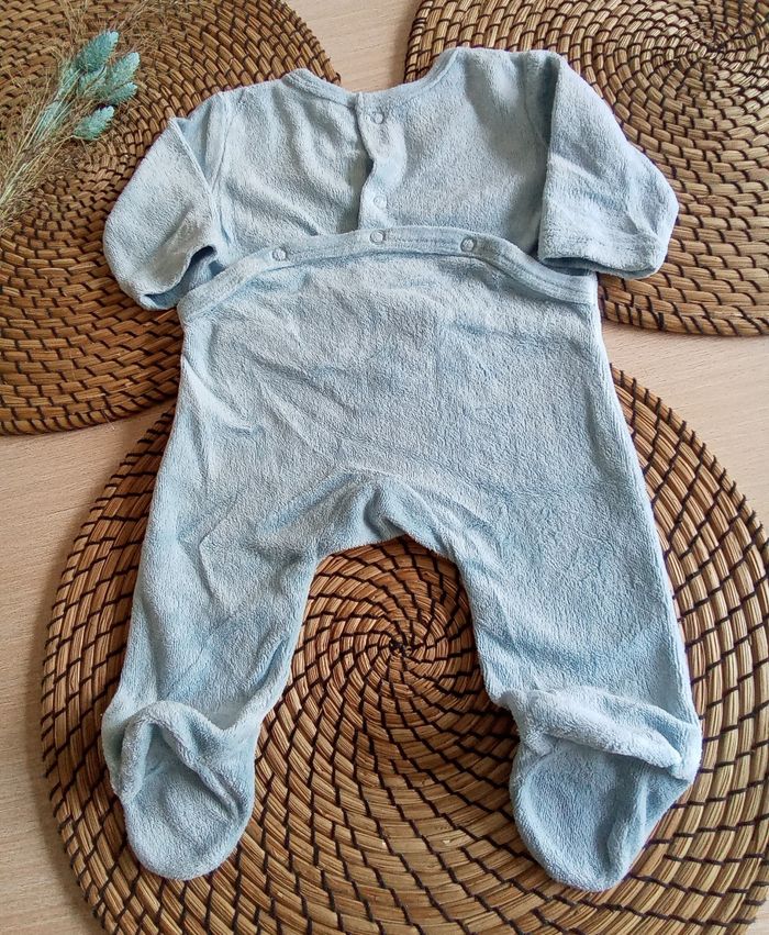 Lot 2 babygros en velours moutarde et bleu Gemo taille 1 mois - photo numéro 3