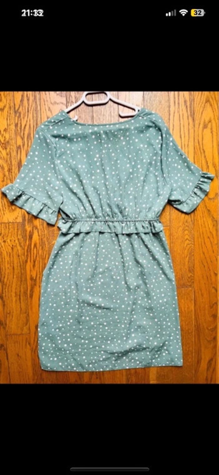 Sublime robe cache coeur croisé plissé vert et blanc à poids taille M - photo numéro 3