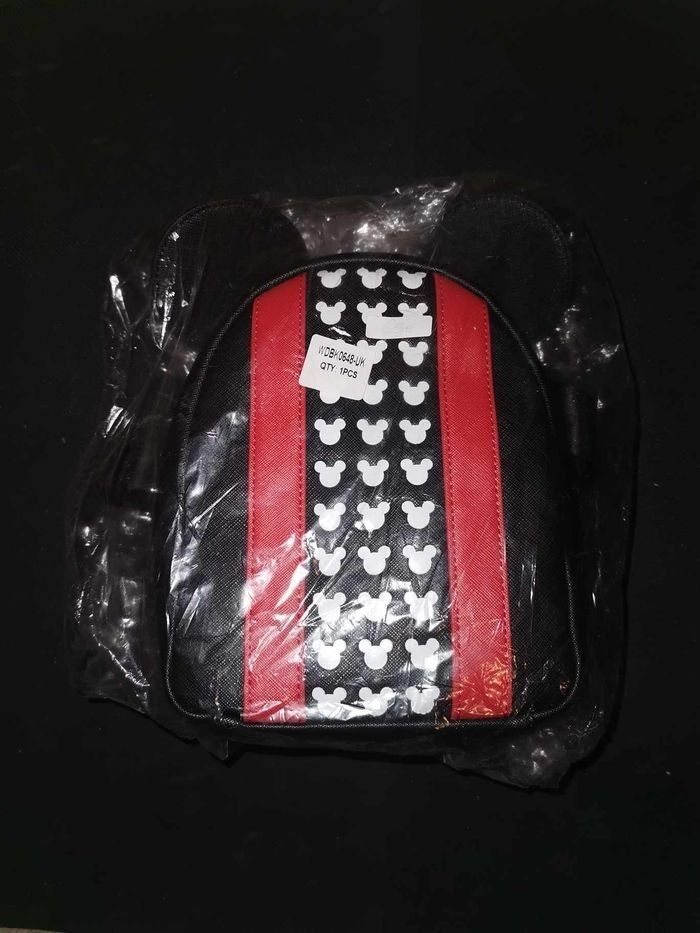 Sac à Dos Loungefly / Mickey Mouse / Disney / Noir et Rouge - photo numéro 5