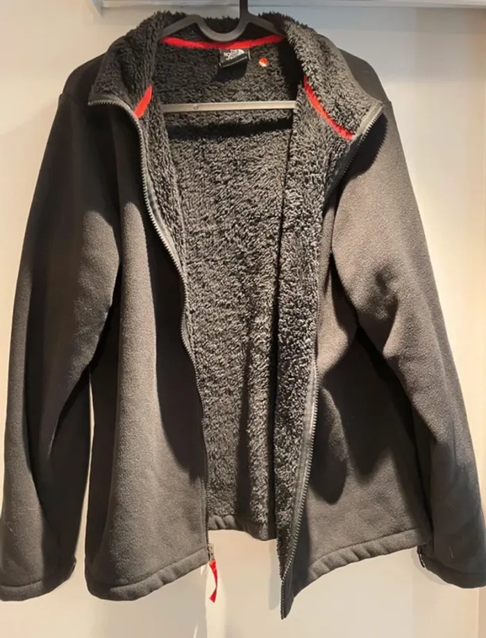 Veste polaire noire The North Face garçon XL 18/20– convient femme/homme taille S - photo numéro 4