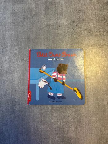 Livre Petit Ours Brun veut aider