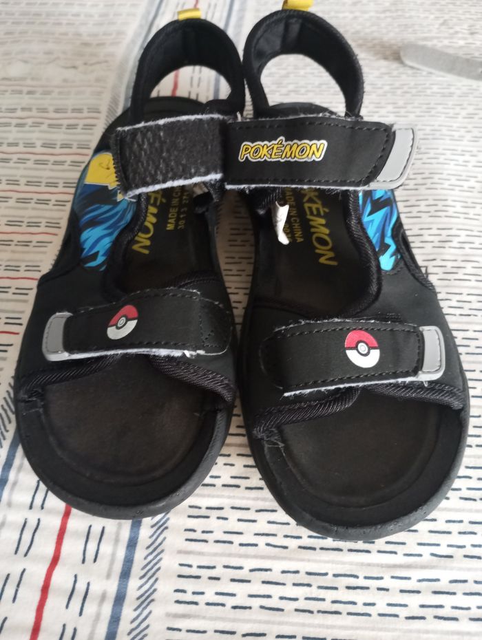 Sandale pokémon