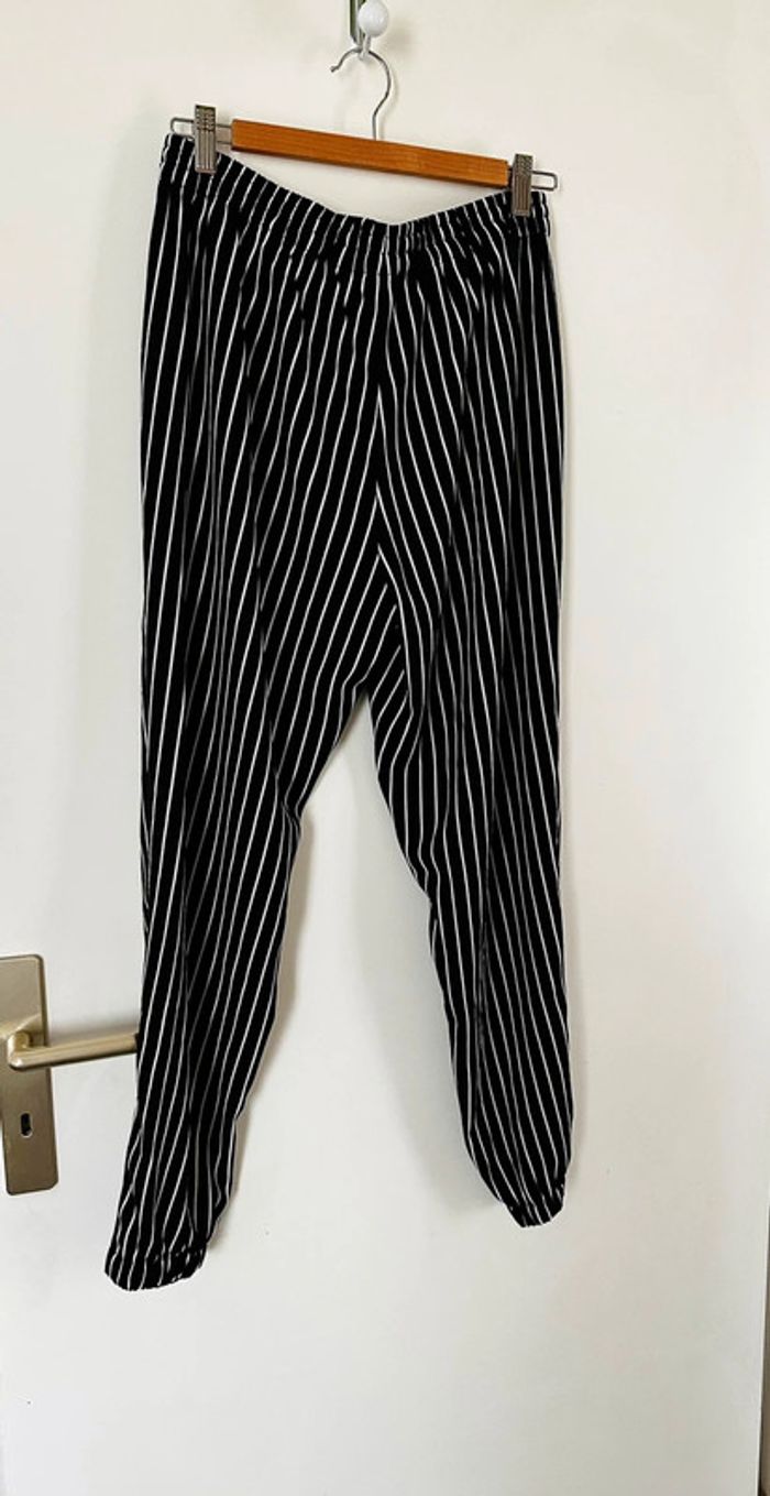 Pantalon fluide à rayure noir et blanc - Stradivarius - photo numéro 2