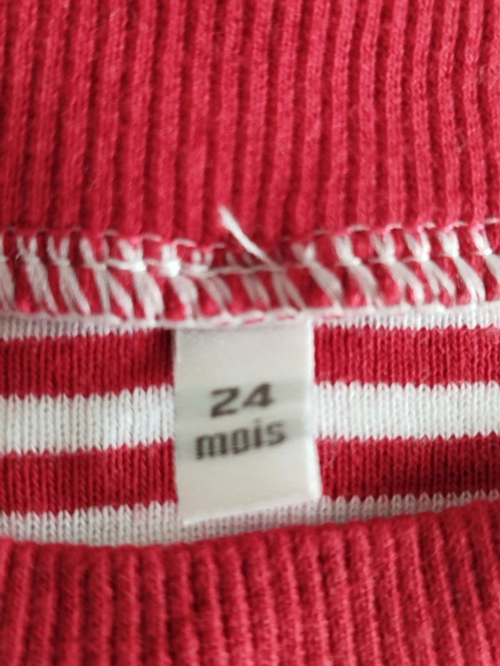Pull léger marinière rouge et blanc taille 24 mois - photo numéro 3