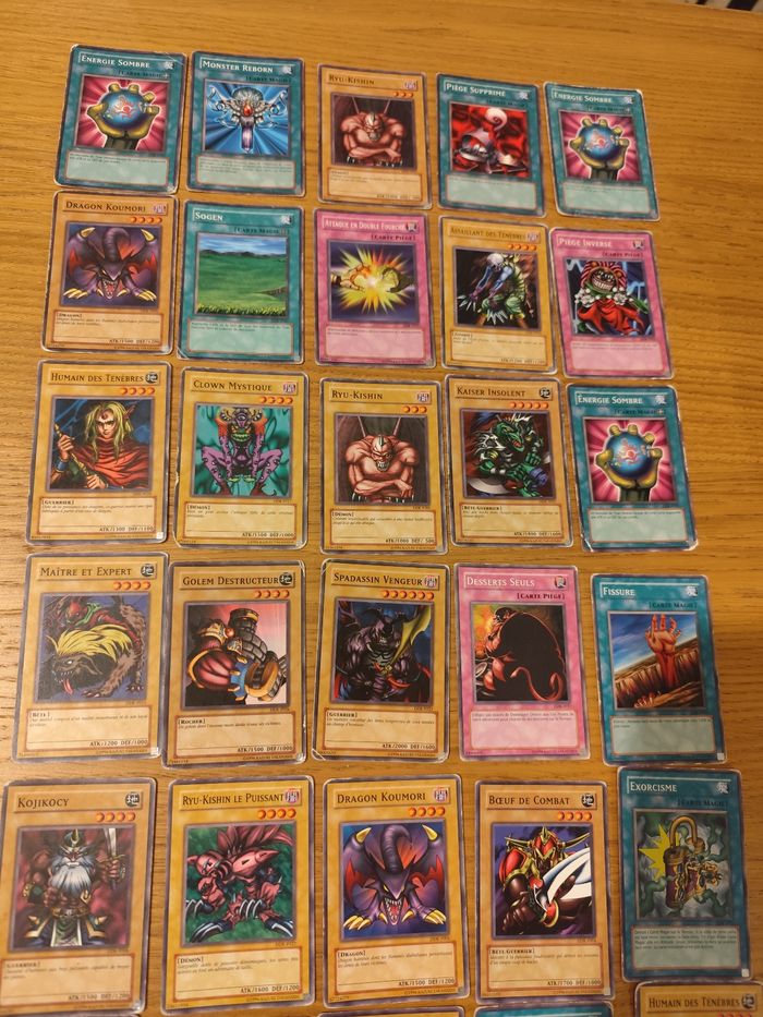 Lot 40 cartes Yu-gi-oh DDK deck demarrage kaiba 2002 - photo numéro 3