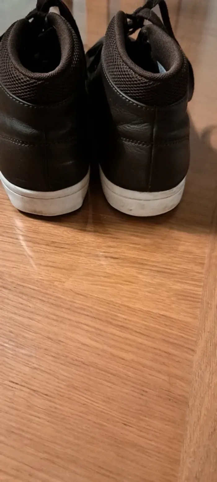 Chaussures lacoste - photo numéro 4