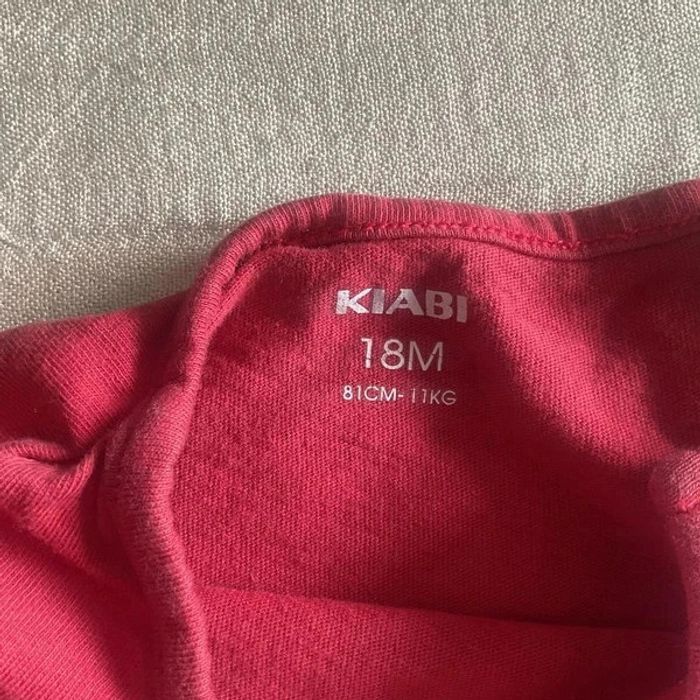 🧒 T-shirt rouge "Artist" Kiabi 🧒 - photo numéro 4
