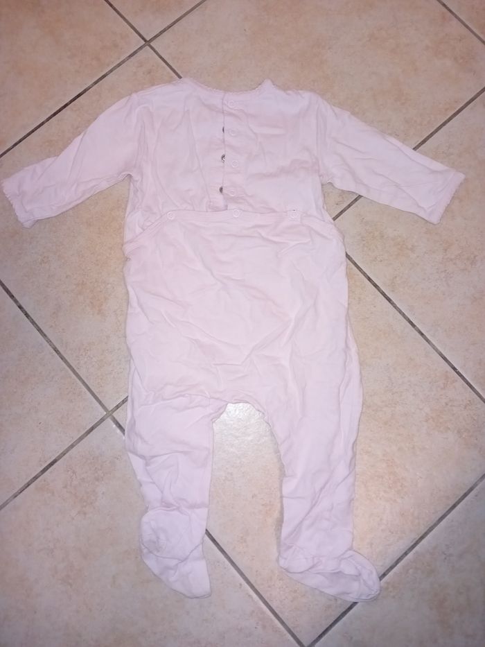 2 pyjamas légers 12 mois - photo numéro 3
