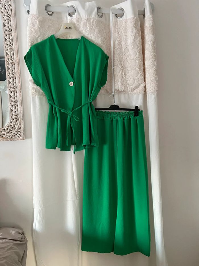 Ensemble d’été S/M neuf