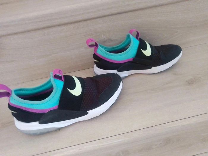 Baskets Nike 37.5 - photo numéro 3