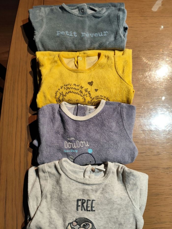 Lot de 4 pyjamas velours
