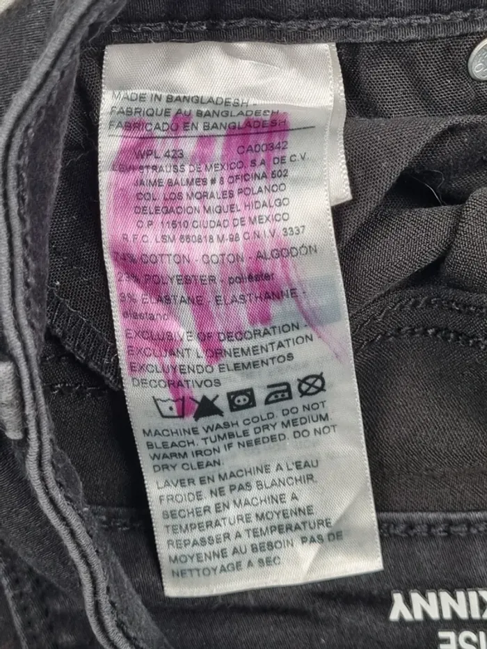 Jean Levi’s noir – Taille 30x30 (40 FR) Femme (mesures en photos) - photo numéro 11